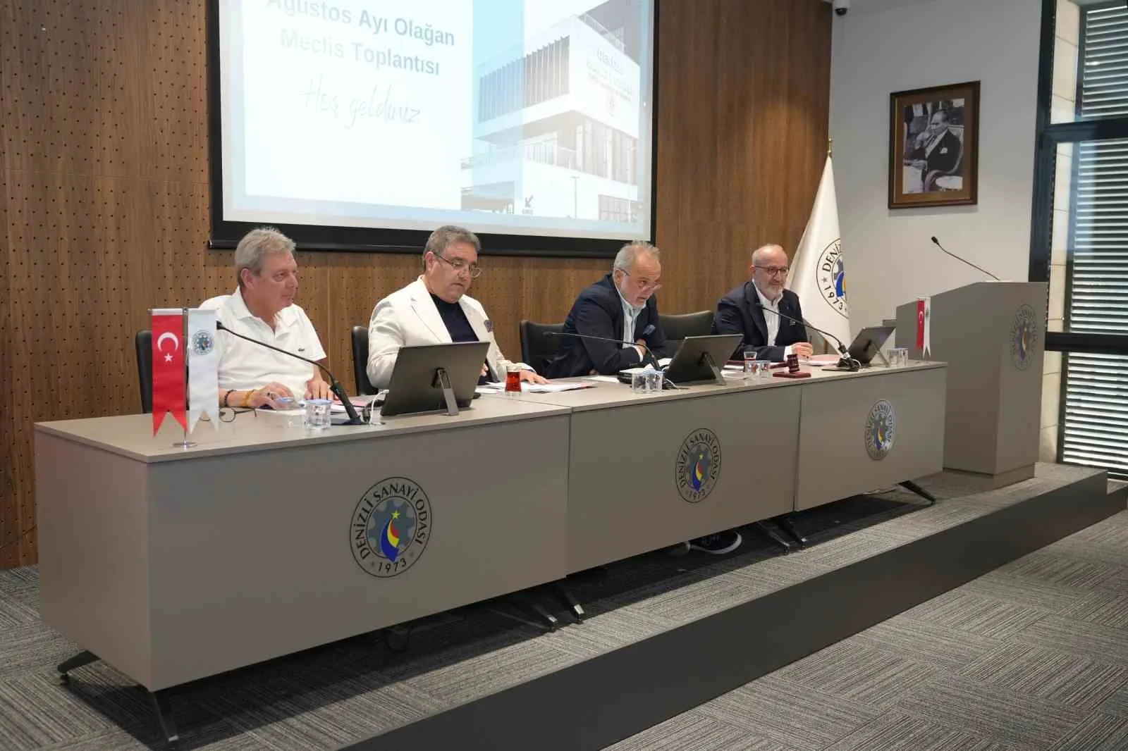 Denizli sanayisinde alarm zilleri: Üretim kapasitesini korumak için yeni yol haritası