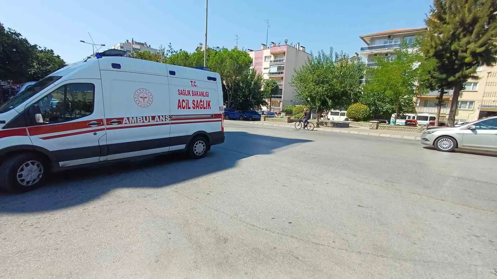 Aydın’da trafik kazası: Kavşakta çarpışan iki motosikletin sürücüleri yaralandı