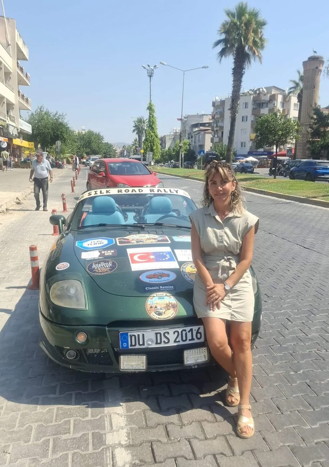 Selçuk’ta sıra dışı bir gün: Ralli ekibi İsabey İlkokulu’nda dünya turuna çıkardı