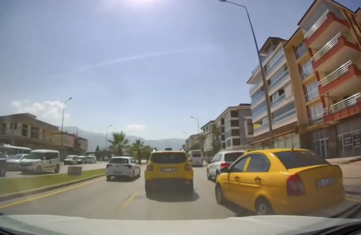 Denizli'de direksiyon başındaki ihmal kamerada: Ölümden dönülen o anlar