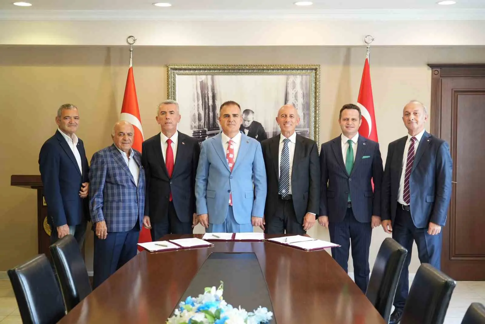 Bodrum'un miniklerine İzzet Garih eliyle yeni yuva: Turgutreis'te imzalar atıldı