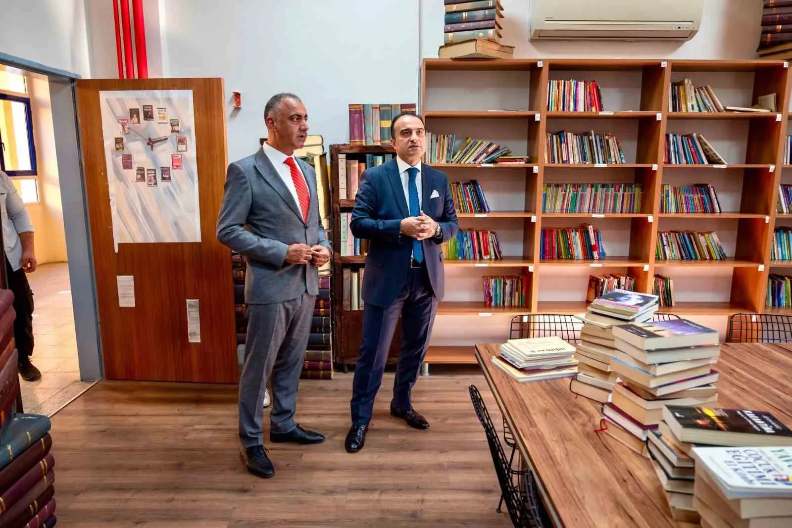 Menteşe’de Okul Mesaisi Başladı: Kaymakam Budan’dan Sınıf ve Donatı Denetimi