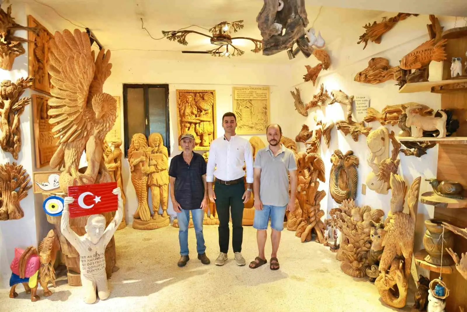 Bodrum’da hizmet mesaisi: Başkan Mandalinci mahalleleri karış karış geziyor