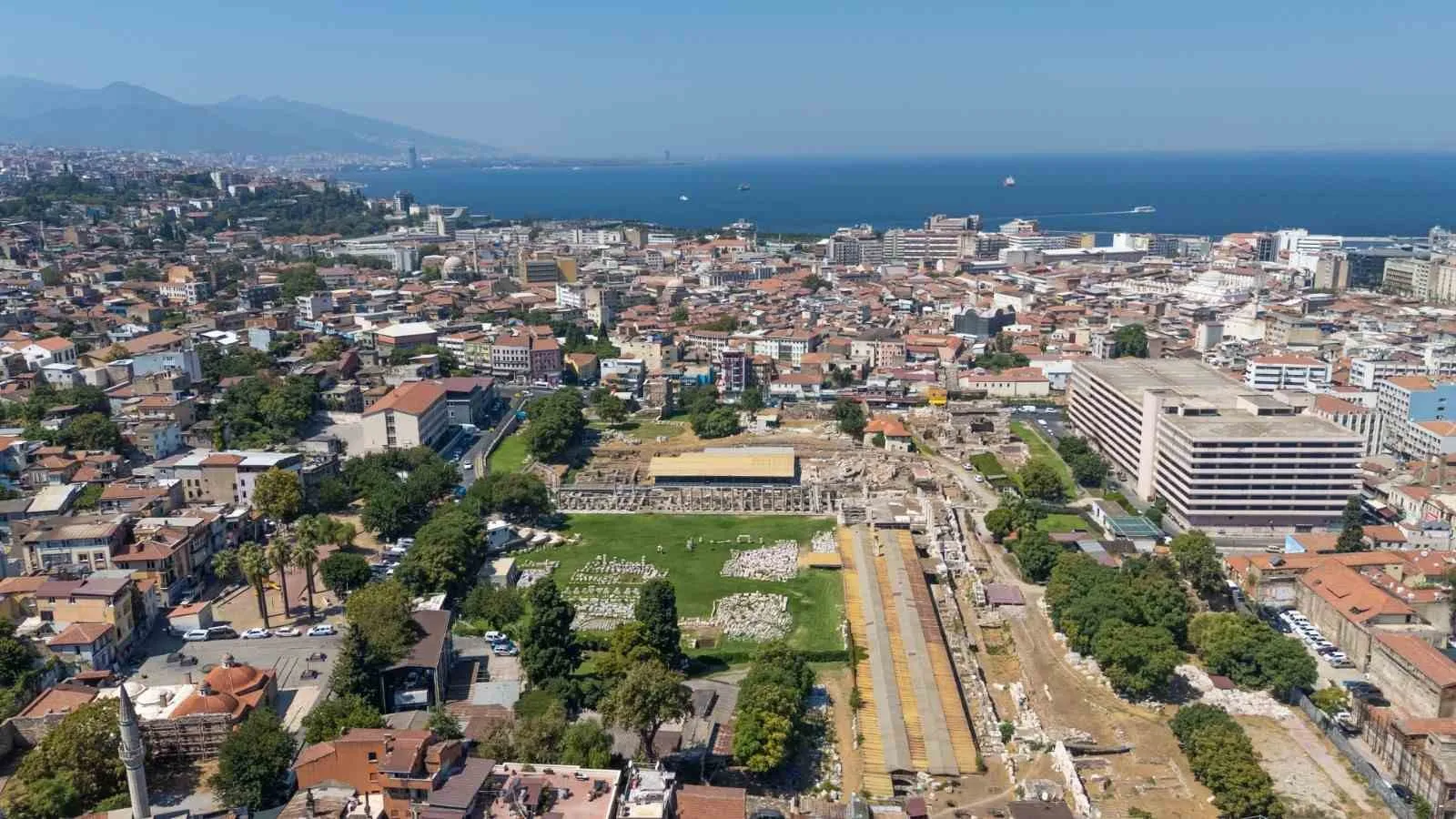 Roma’nın su mirası hâlâ canlı: Smyrna Agorası’nda 2 bin yıllık sır perdesi aralanıyor