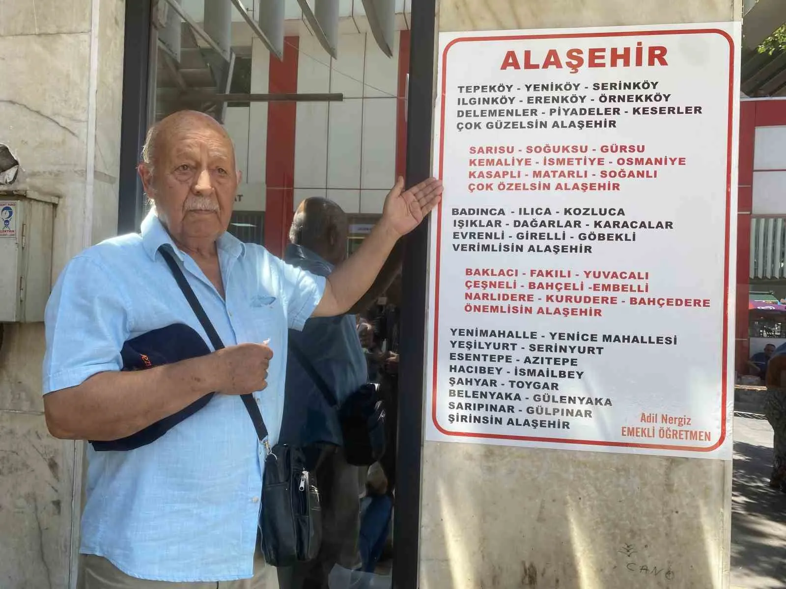 Emekli öğretmenin kaleminden Alaşehir’in mahalleleri: Belediye binasında sanatsal imza