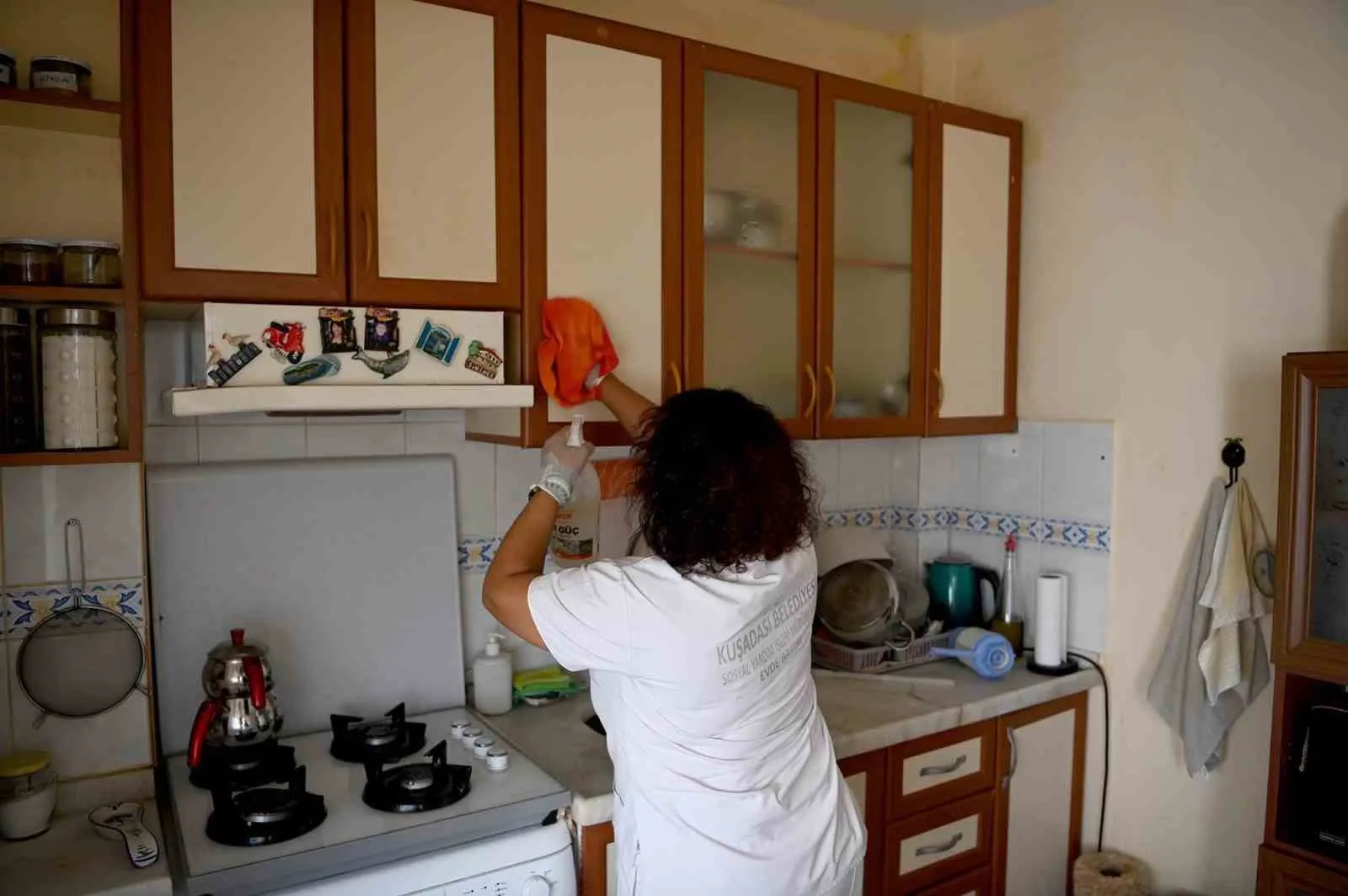 Kuşadası’nda Şefkatli Dokunuş: Evde Bakım Birimi’nden 2026’da da Kesintisiz Hizmet