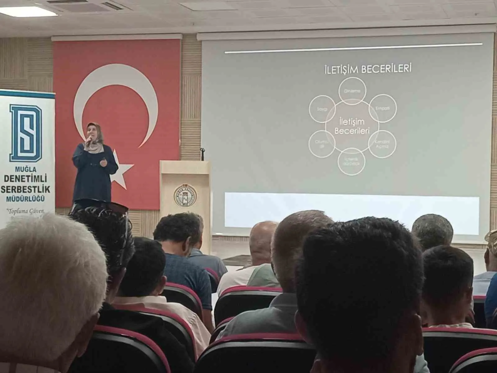 Muğla’da yükümlülere huzurlu yuva eğitimi: Empati ile gelen değişim