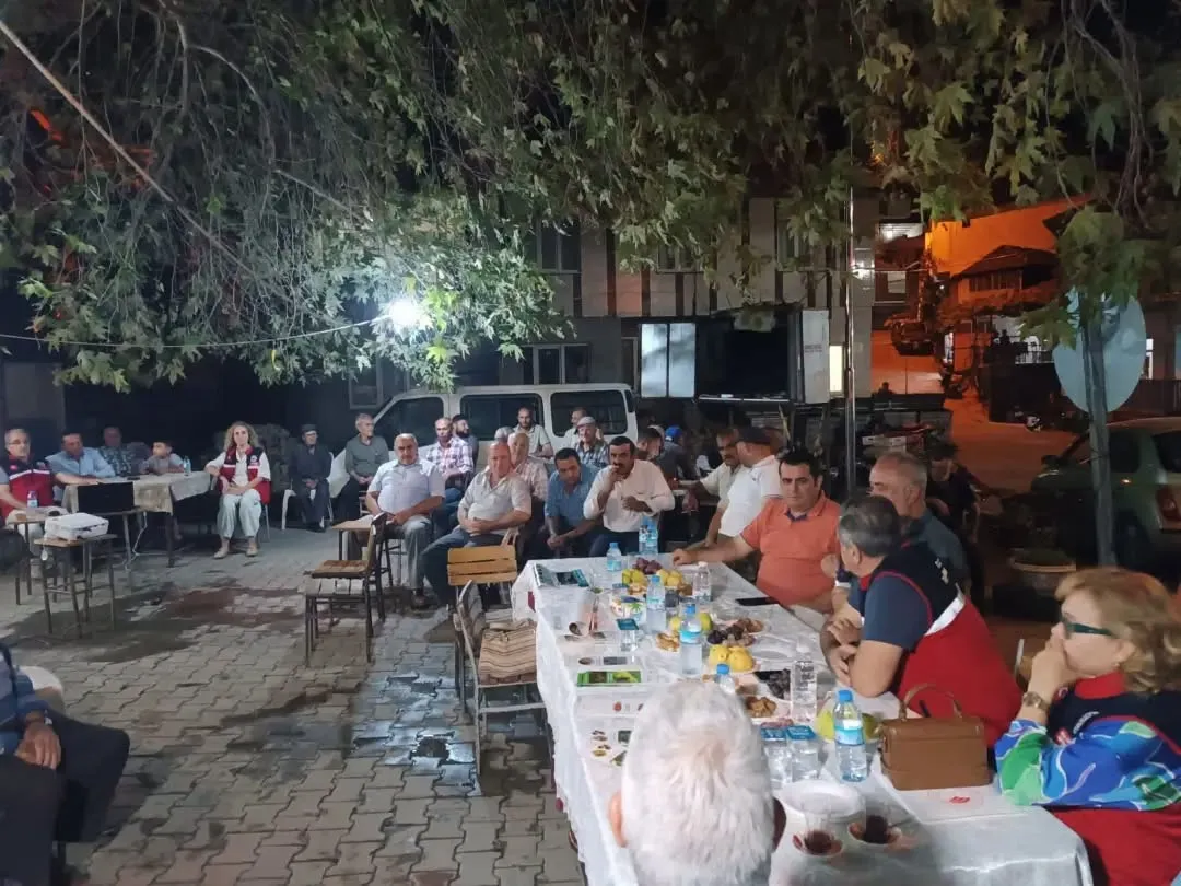 Nazilli’de İncir Üreticilerine Sahada Kritik Uyarı: Hasat Öncesi Aflatoksin Tehlikesine Karşı Bilgilendirme