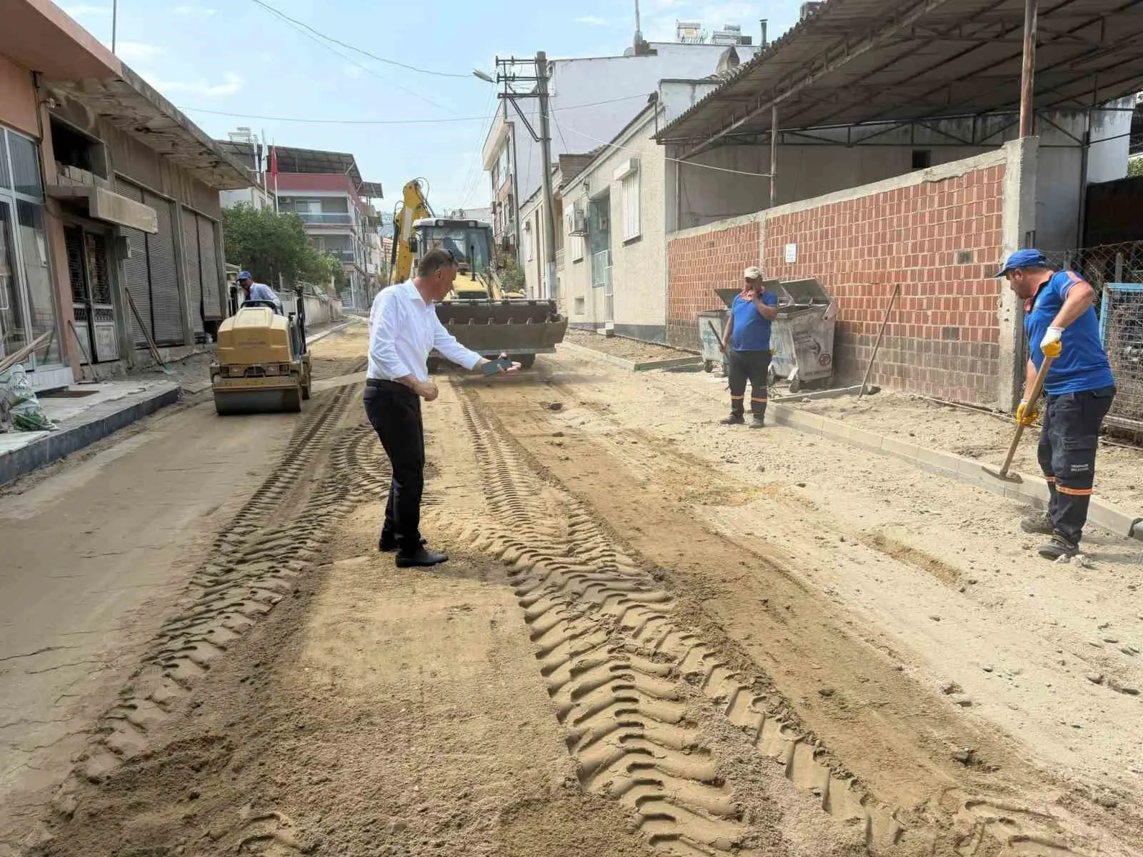 Yenipazar’da yol yapımında kritik aşama: Taşlar döşenmeye başlandı