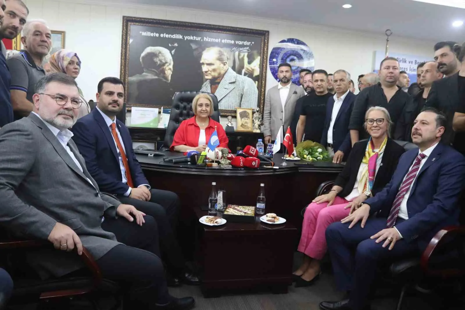 Menderes siyasetinde flaş iddia: AK Parti'ye geçmek için 1,5 yıl uğraştı