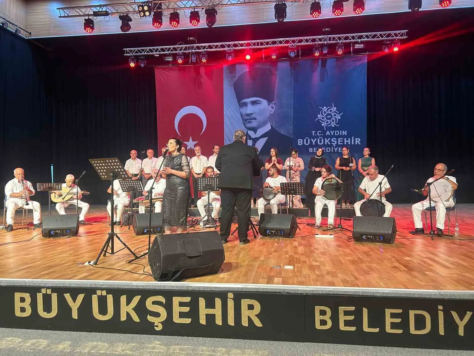 Didimliler "Şarkılar Geçidi"nde gönül birliğiyle coştu