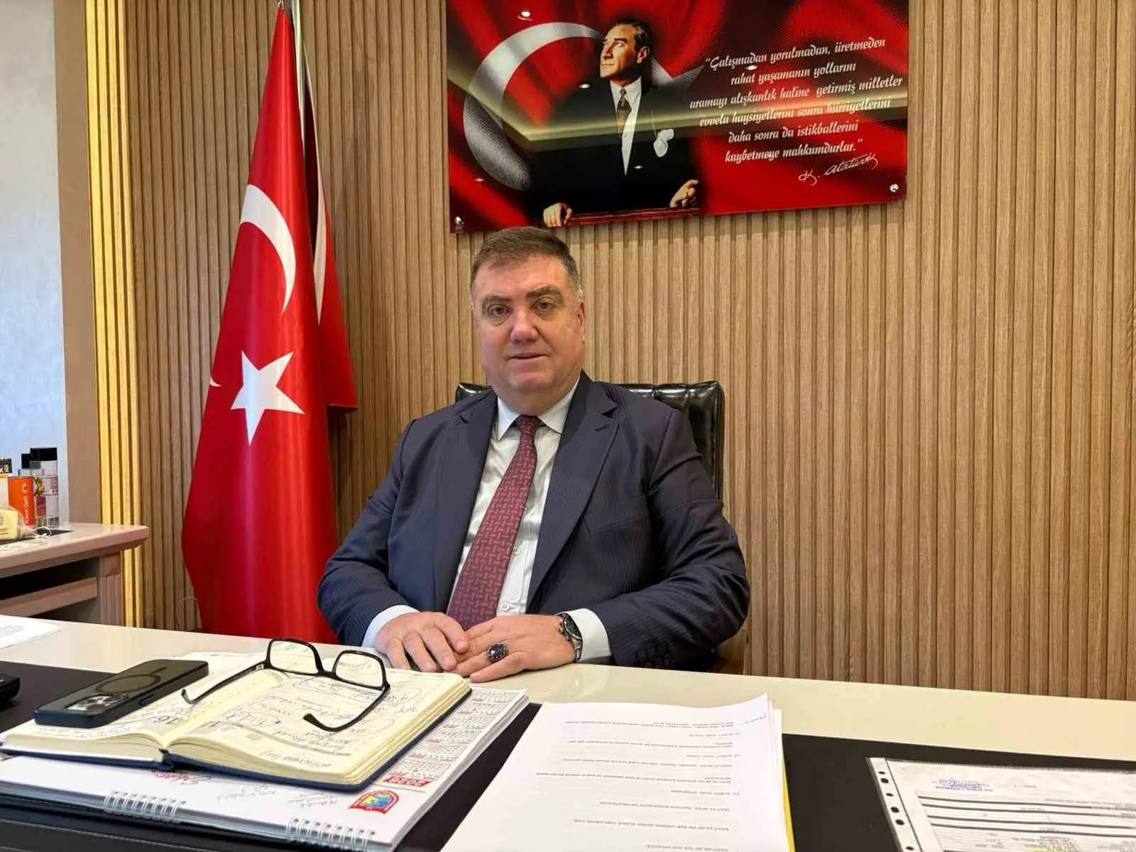 İzmir’de taksi durakları üzerinden yürütülen karalama kampanyasına Başkan Özkan’dan net mesaj