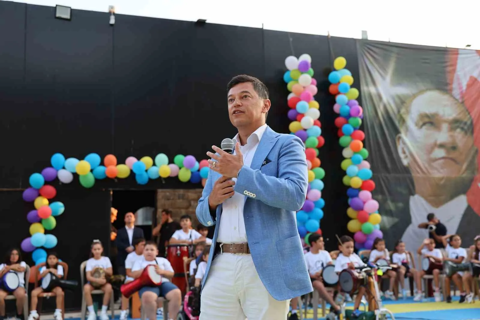Minik Yetenekler Amfiteatrda Sahne Aldı: Marmaris’te Yaz Kursları Büyük Finalle Kapandı