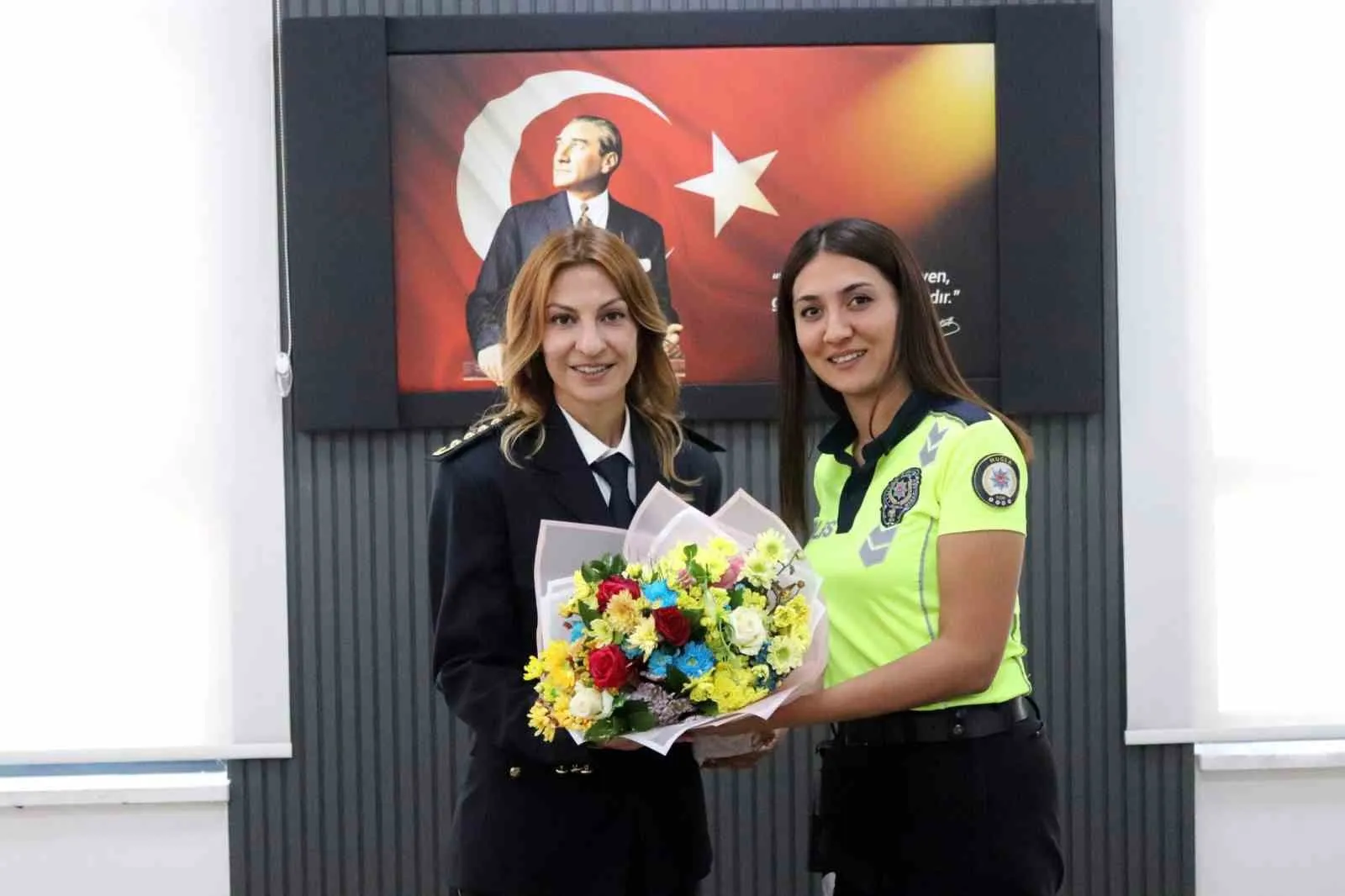 Yatağan’da bir ilk: Kadın emniyet müdürü Doğan’a üstün başarı terfisi