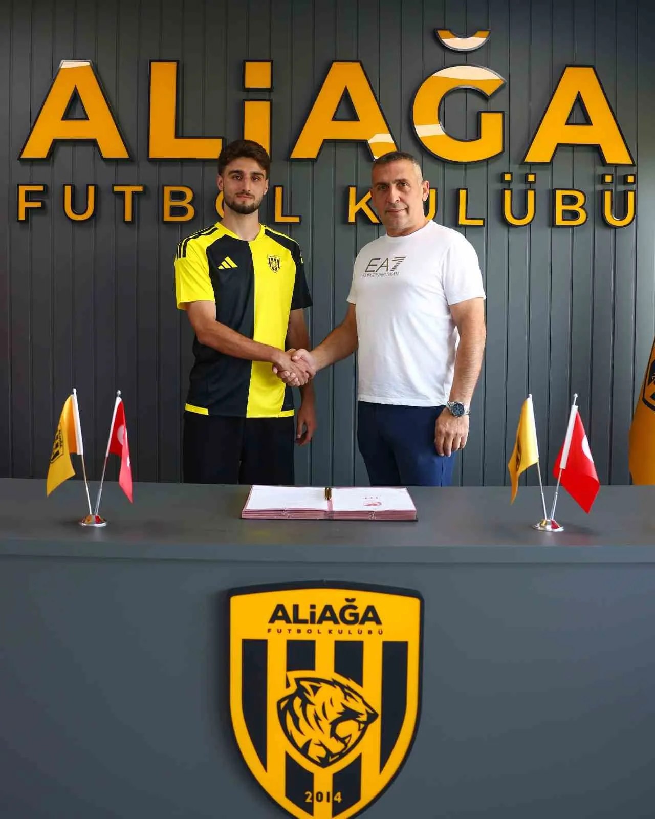 Aliağa FK’nın yeni gözdesi Sarıyer’den geldi: Genç yıldız adayı yuvaya katıldı