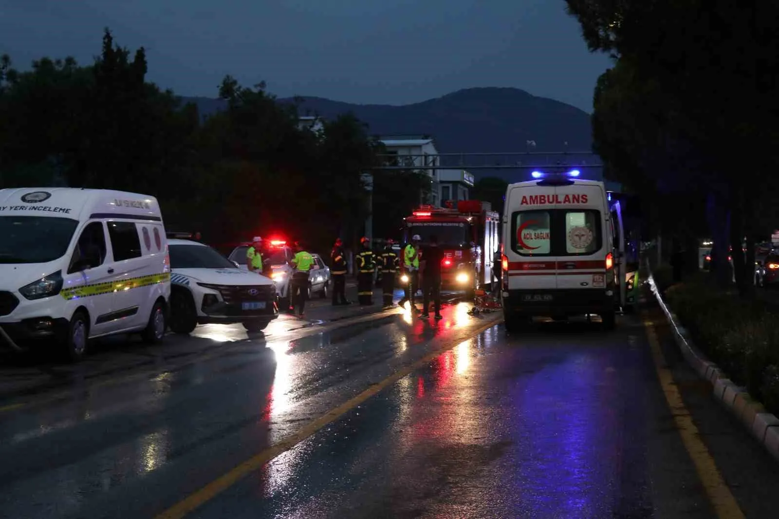 Denizli'de yağmurun ardından gelen acı haber: 62 yaşındaki sürücü hayatını kaybetti