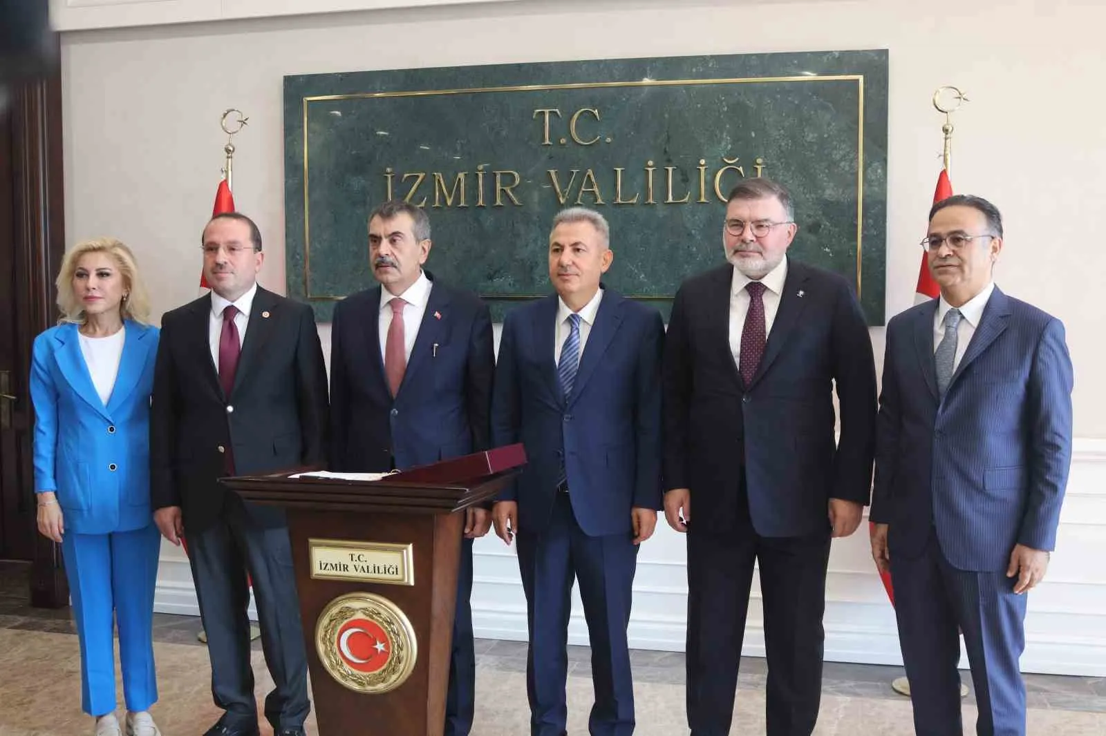 Bakan Tekin'den 'gelecek nesil' mesajı: 18 milyon evladımız bizim emanetimiz