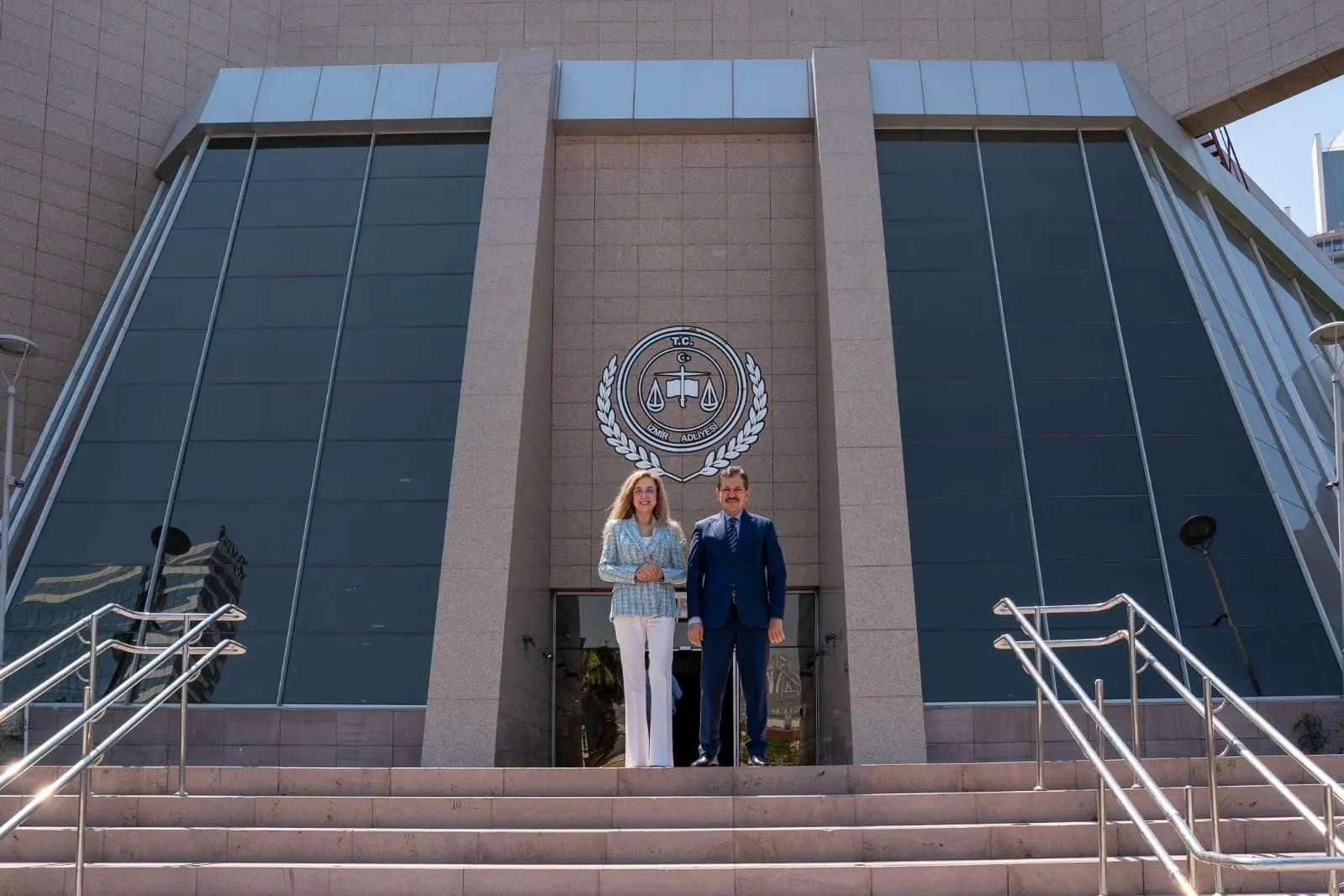 İzmir’den ayrılan devletin önemli isimlerine Başsavcı Yeldan’dan vefa ziyareti