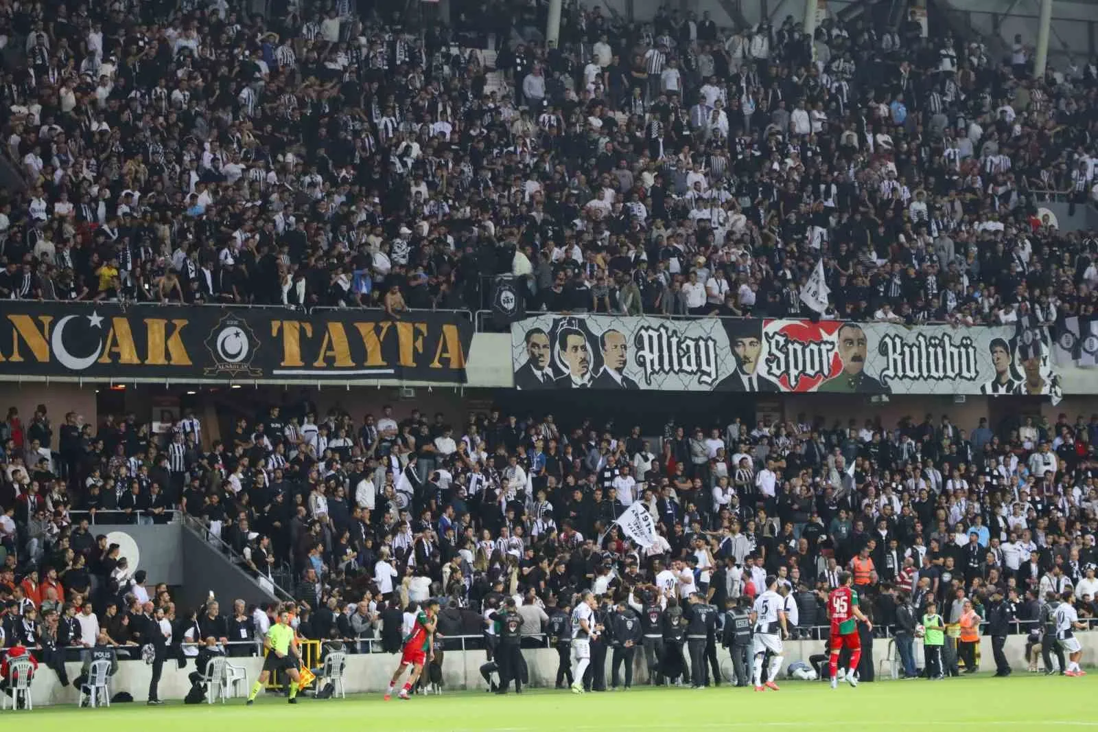 Altay’da kara bulutlar dağılmıyor: Yönetim pes etti, kulüp kayyım yolunda