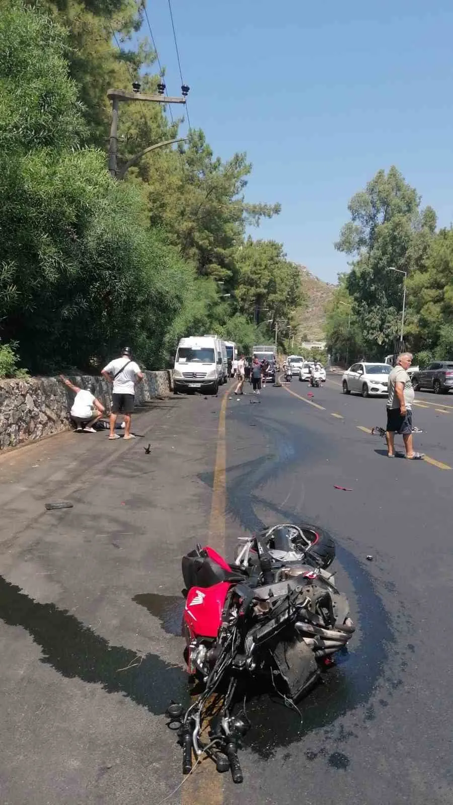 Marmaris’te motosiklet faciası: Sollama hamlesi can aldı
