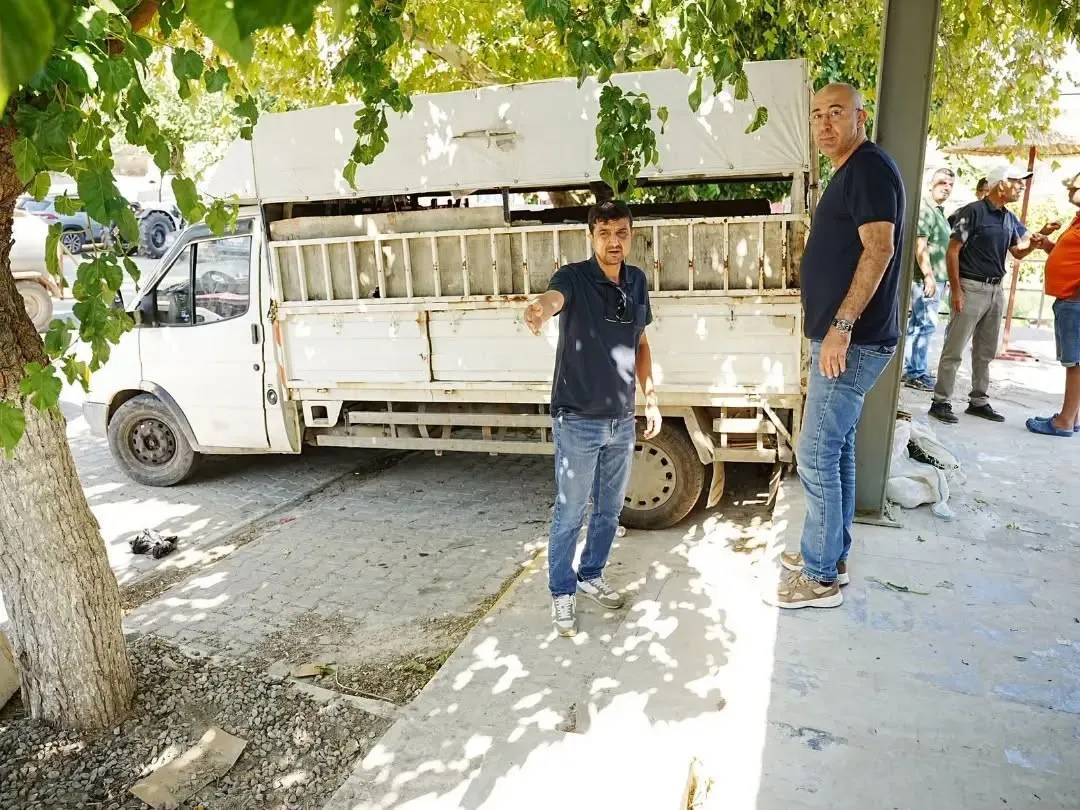 Mursallı'da çifte bayram: Yeni pazar yeri kapılarını açtı