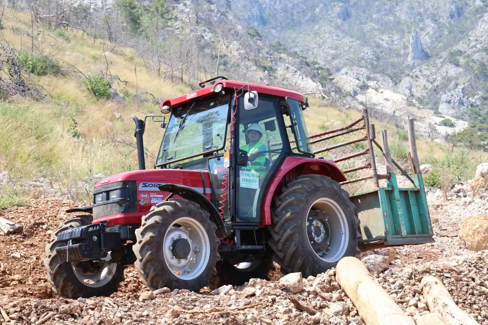 Köyceğizli Sibel’in azmi ORKÖY ile birleşti: Artık kendi traktörünün dümeninde