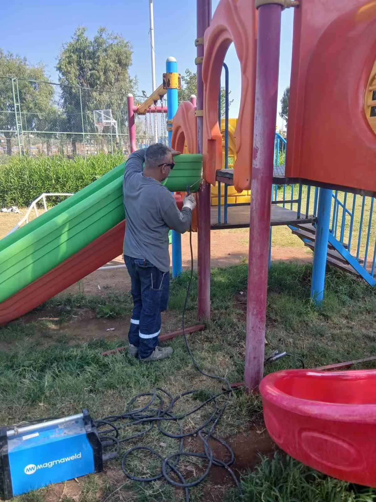 Didim’de yaşam alanları yenileniyor: Belediye ekipleri sahada