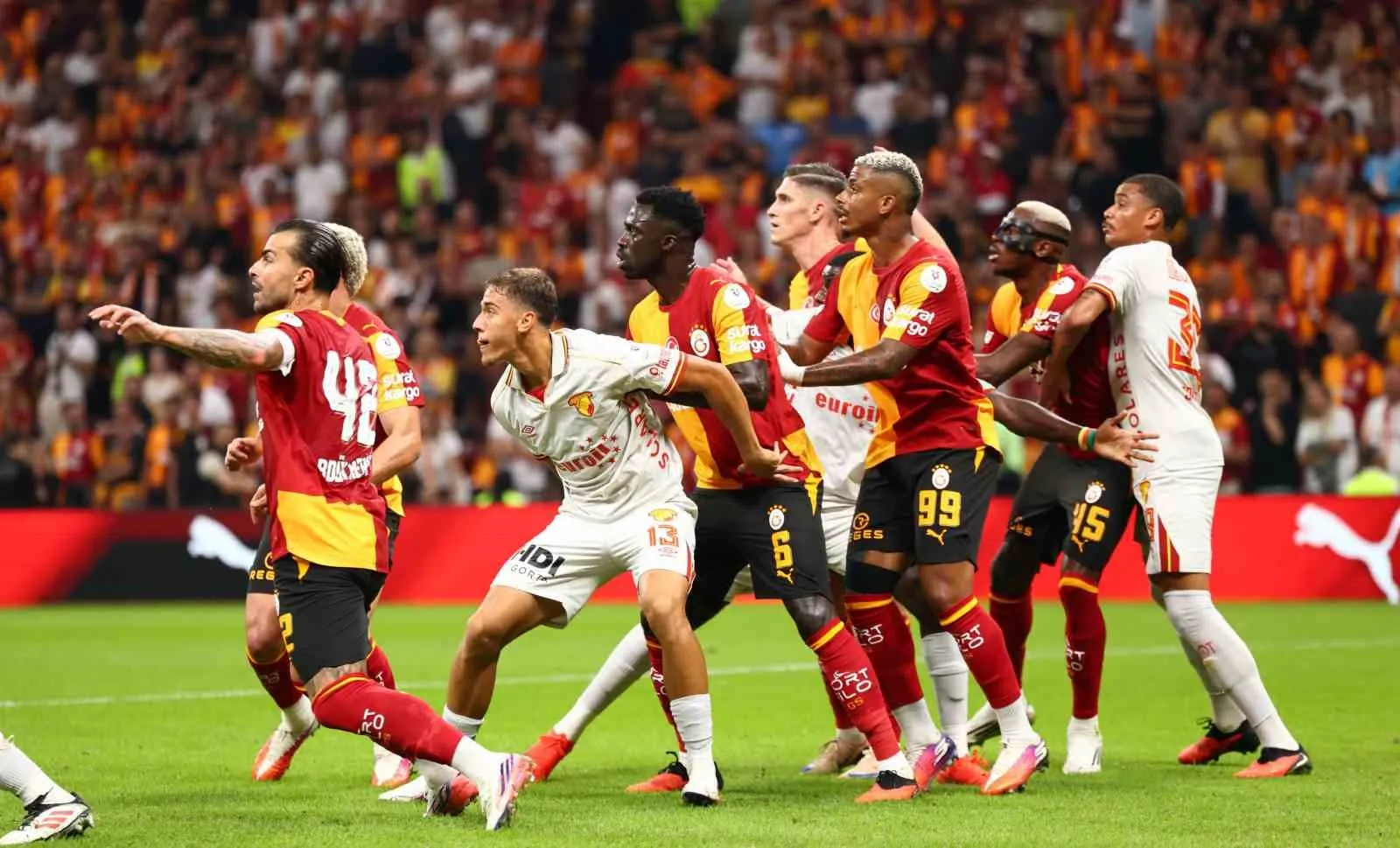 Göztepe'de İlk Üç Hafta Kabusu: Hem Puan Hem Performans Kaybı