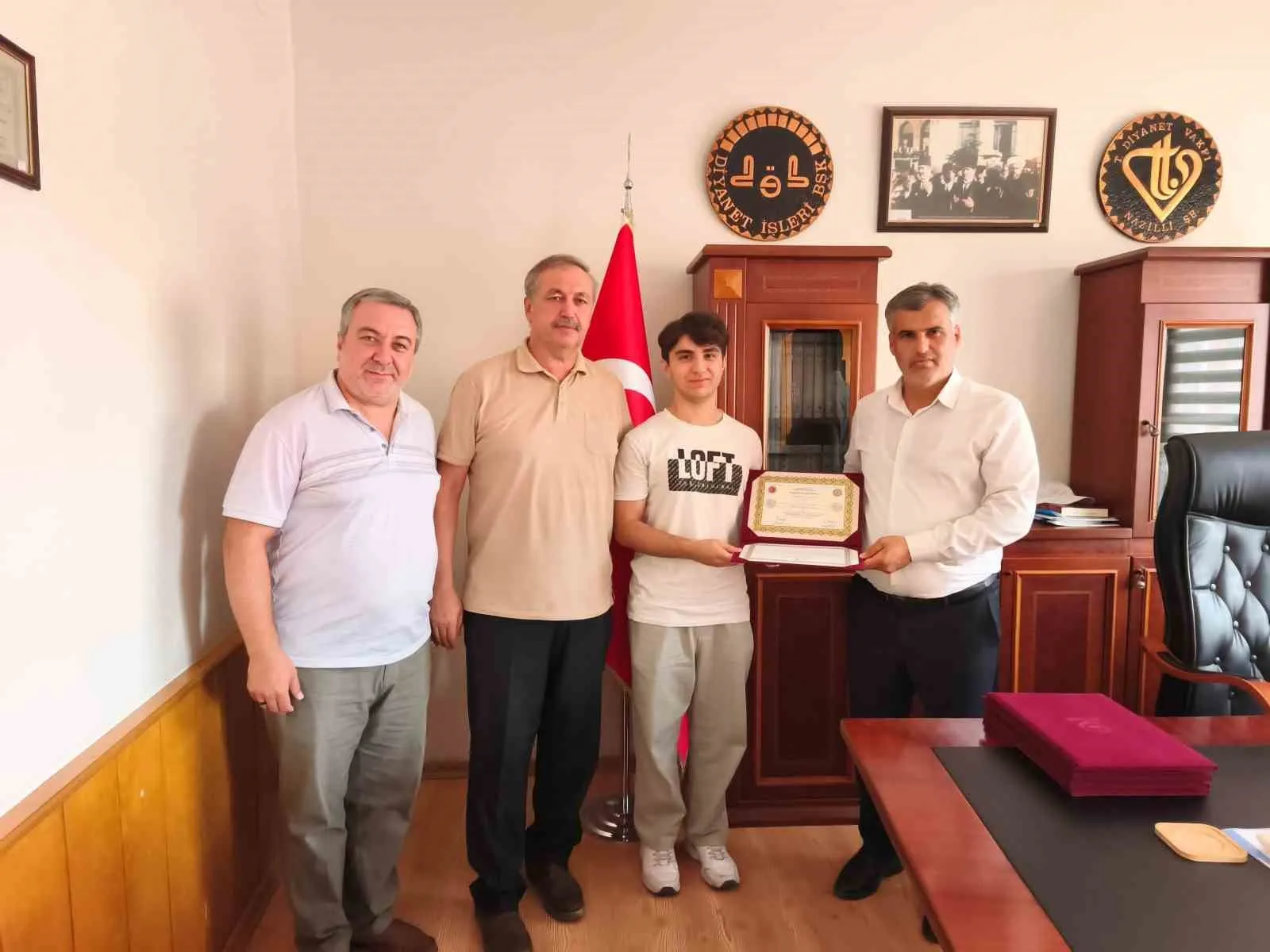 Nazilli’de Genç Hafızlara Taç Giydirme Töreni