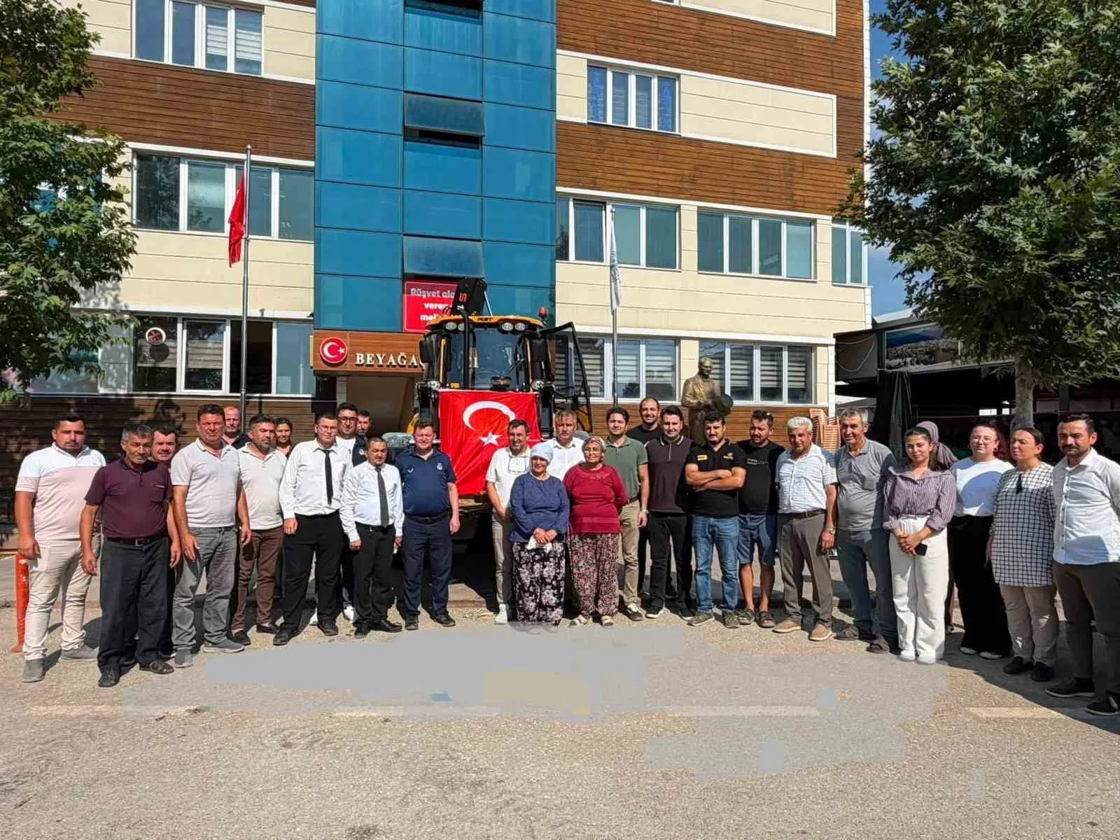 Beyağaç Belediyesi'nde tasarruf ve yatırım dönemi: Filo kendi gücüyle büyüyor