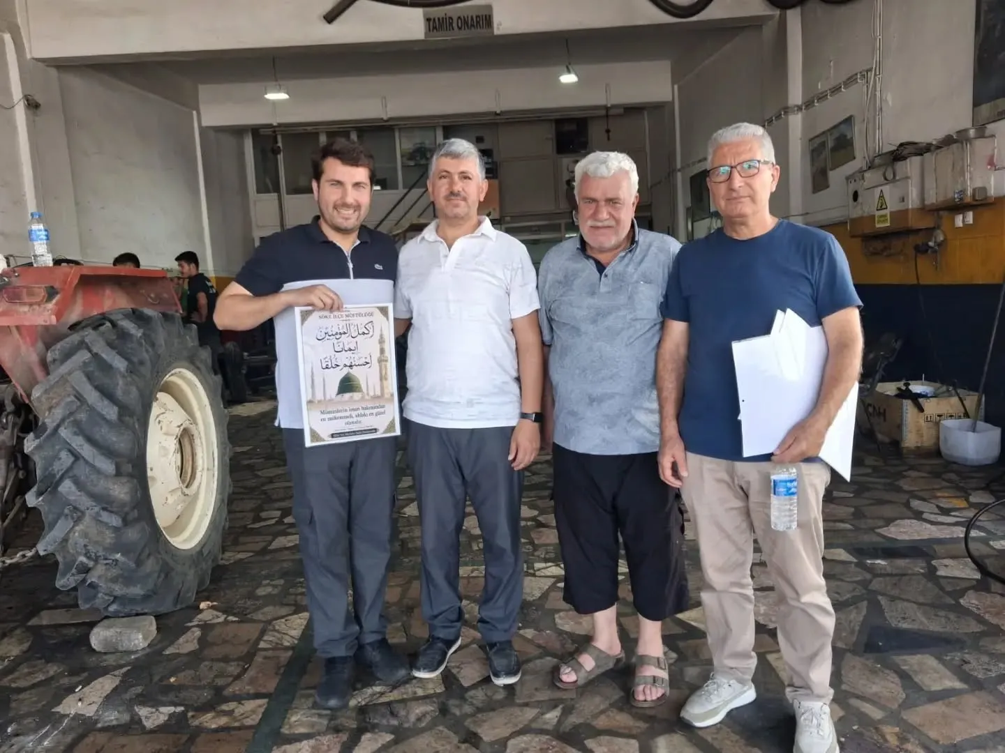 Söke’de Mevlid-i Nebi Coşkusu: Müftülük Ekibi Esnafla Bir Araya Geldi