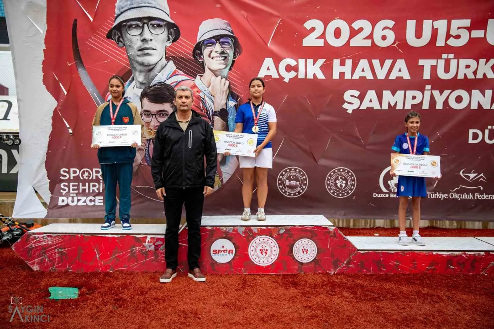 Düzce’de Kürsü Muğla’nın: Büyükşehir’in Yıldızları Zirveyi Bırakmadı