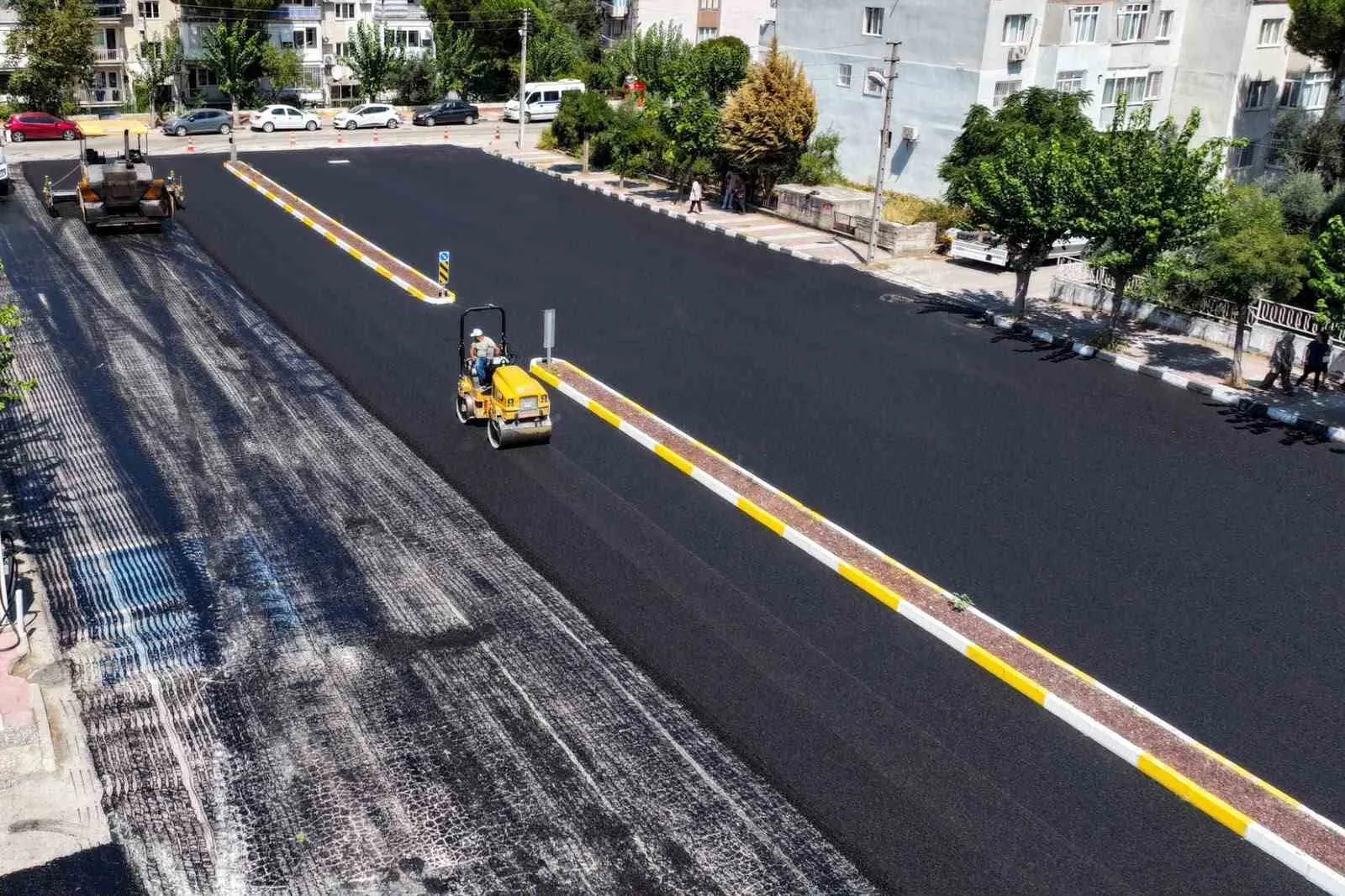 Manisa’da tehlikeli virajlar tarih oldu: Mahalleli rahat bir nefes aldı