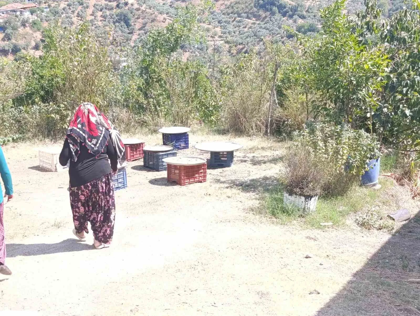 Köşk’ün dağ köylerinde imece ruhu: Tarhana kazanları sağlık için kaynıyor