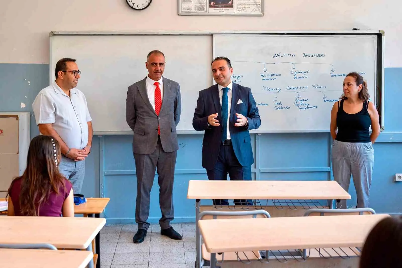 Menteşe’de Okul Mesaisi Başladı: Kaymakam Budan’dan Sınıf ve Donatı Denetimi