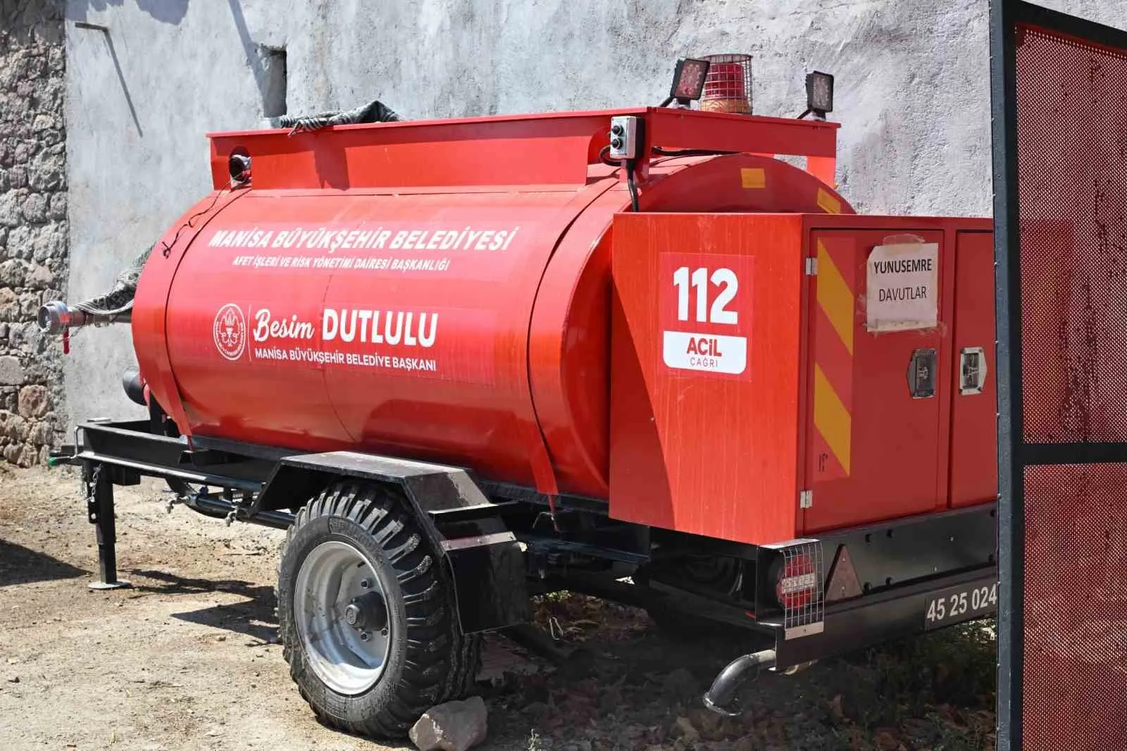 Davutlar’da Yıldırım Yangınına 7 Dakikalık Müdahale: Tanker Felaketi Önledi