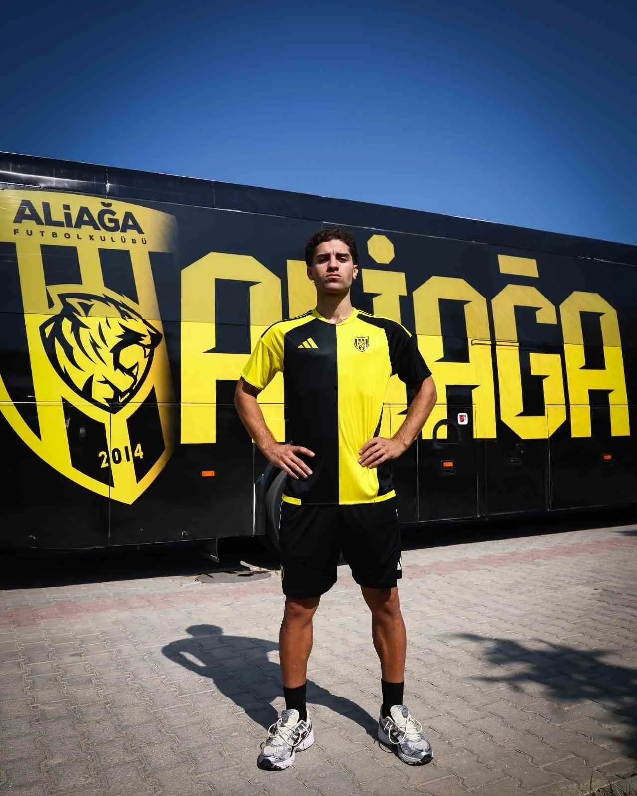 Aliağa FK'nın yeni savunma kozu Harun Kaya oldu