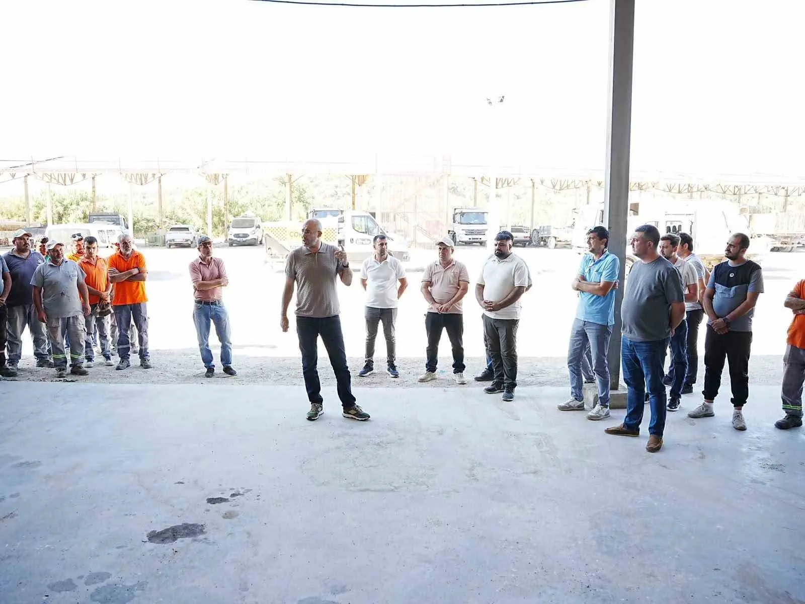Kavurucu sıcaklara karşı radikal karar: Germencik'te mesai saatleri yeniden belirlendi