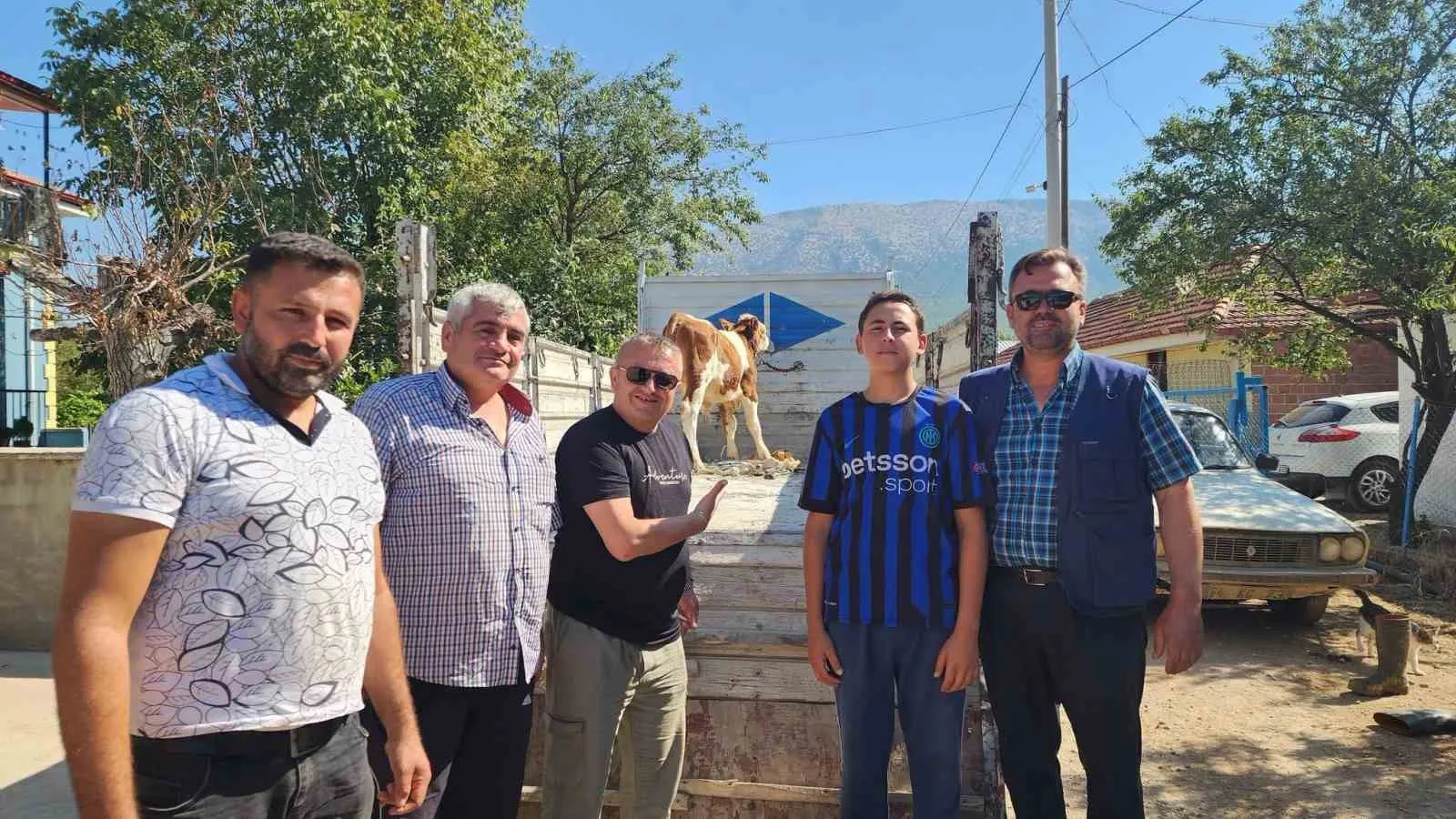 İğdir’de kayıp alarmı: İki buzağı için tüm mahalle seferber oldu