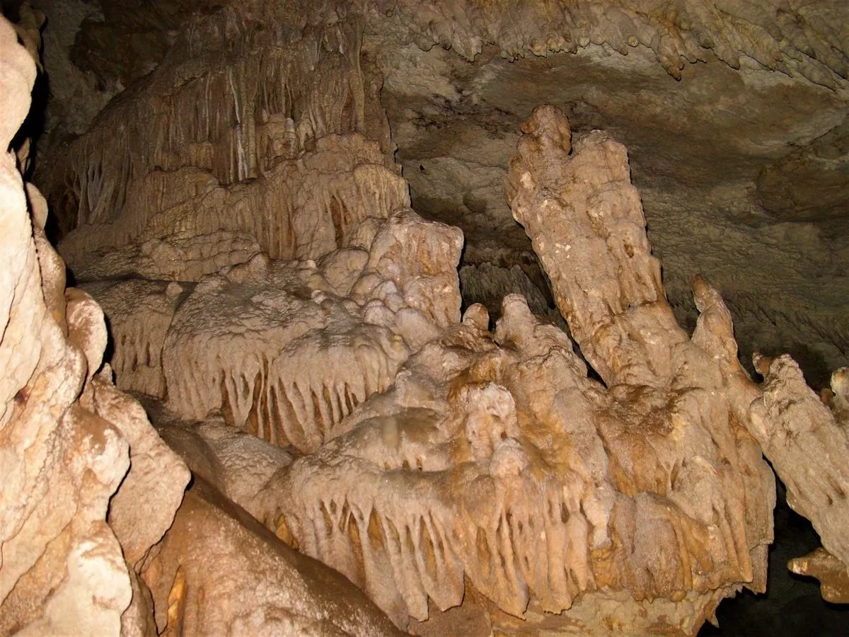 Yerin 110 metre altındaki doğal sanat eseri: Kuşadası’nda turizm beklentisi