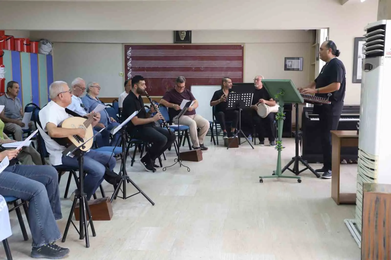 Nazilli’de musiki rüzgarı yeniden esiyor: 42 yıllık gelenek sahnede
