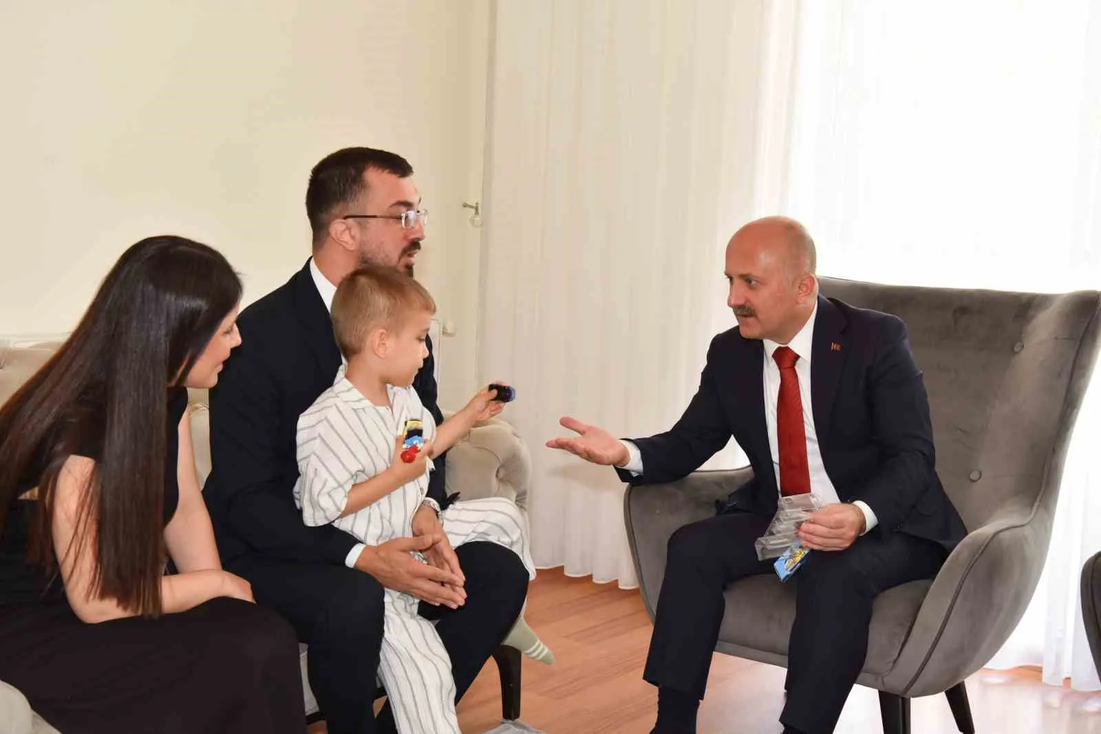 Aydın’da anlamlı buluşma: Vali Varol’dan gazi evine ziyaret