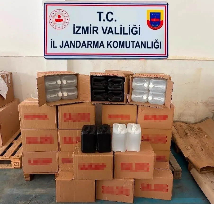 İzmir'de jandarma sahaya indi: 7 bin kişiye sıkı denetim