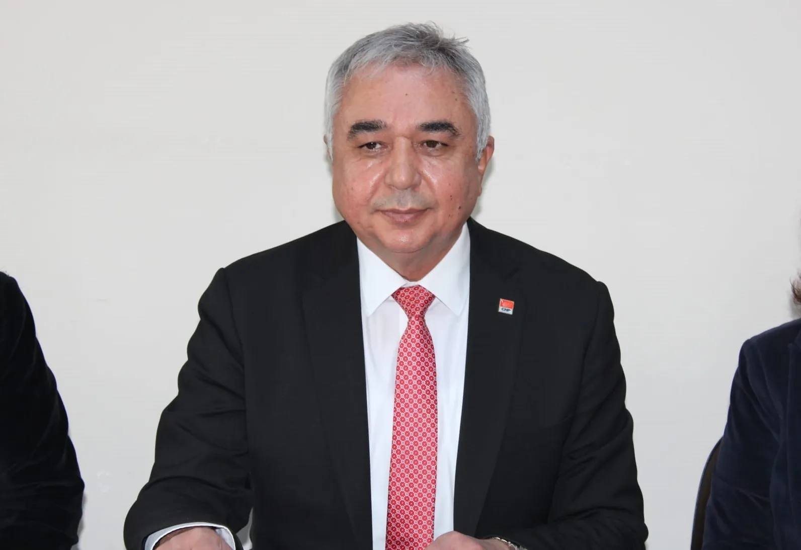 Siyaset dünyasını yasa boğan veda: Ali Çankır son yolculuğuna uğurlandı