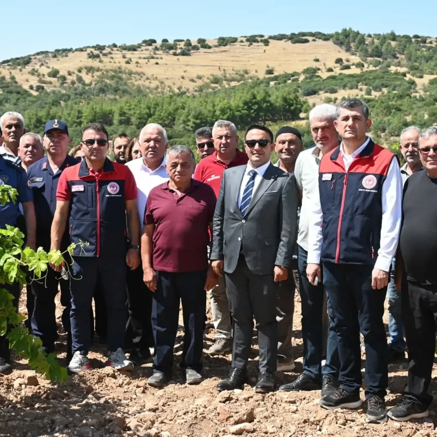Bekilli’de tarlanın sorunları masaya yatırıldı: Üreticiden ilk ağızdan çözüm talebi