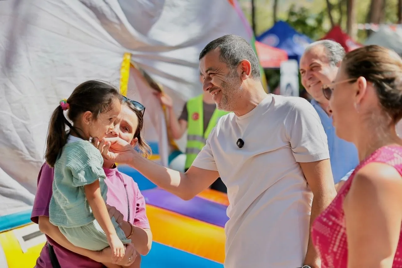 Denizli’de okul öncesi büyük buluşma: Çamlık Parkı miniklerle şenlendi