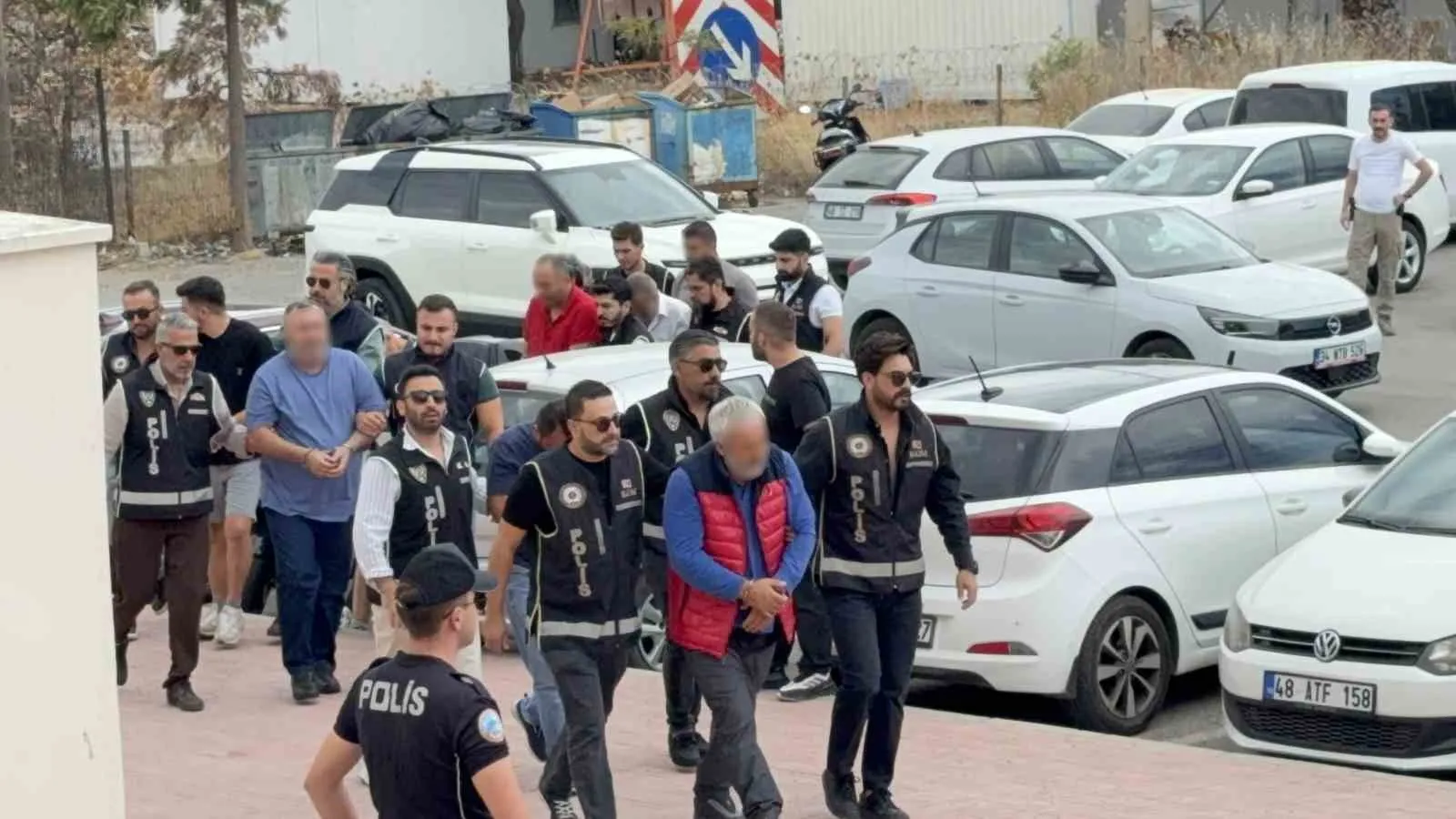 Bodrum'da tefecilik ağı çökertildi: 8 şüpheli hakim karşısına çıkıyor