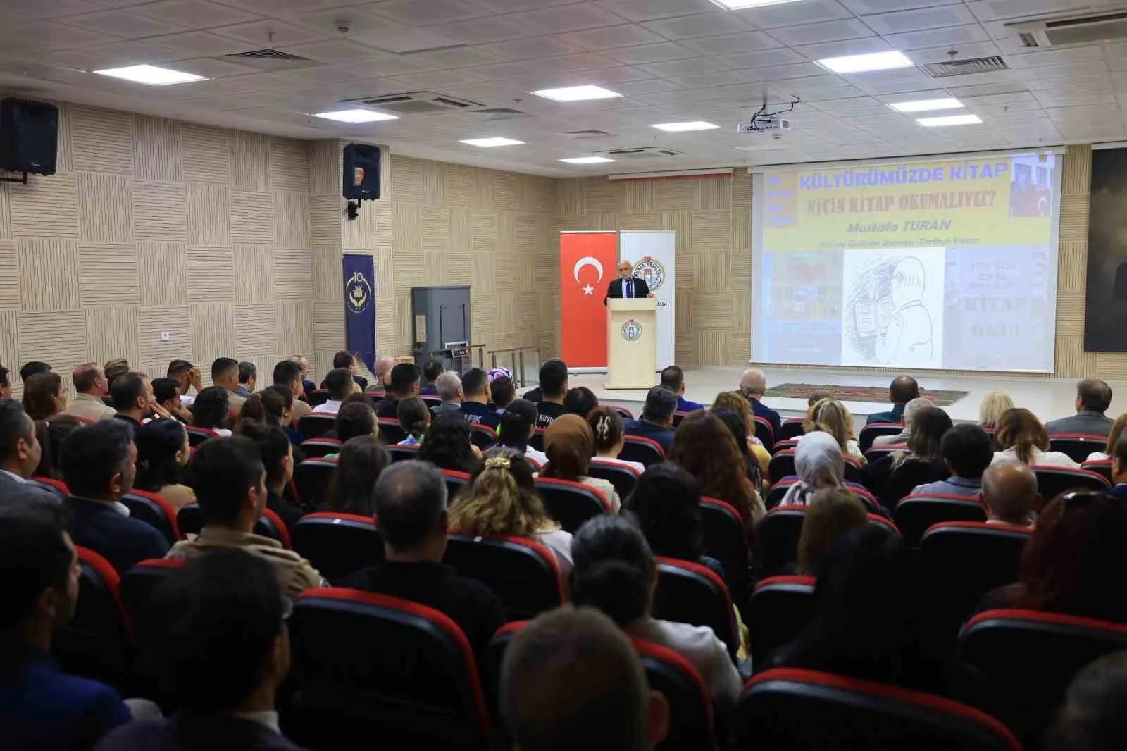 Okumayı bir yaşam biçimine dönüştürmenin yolları Muğla’da konuşuldu