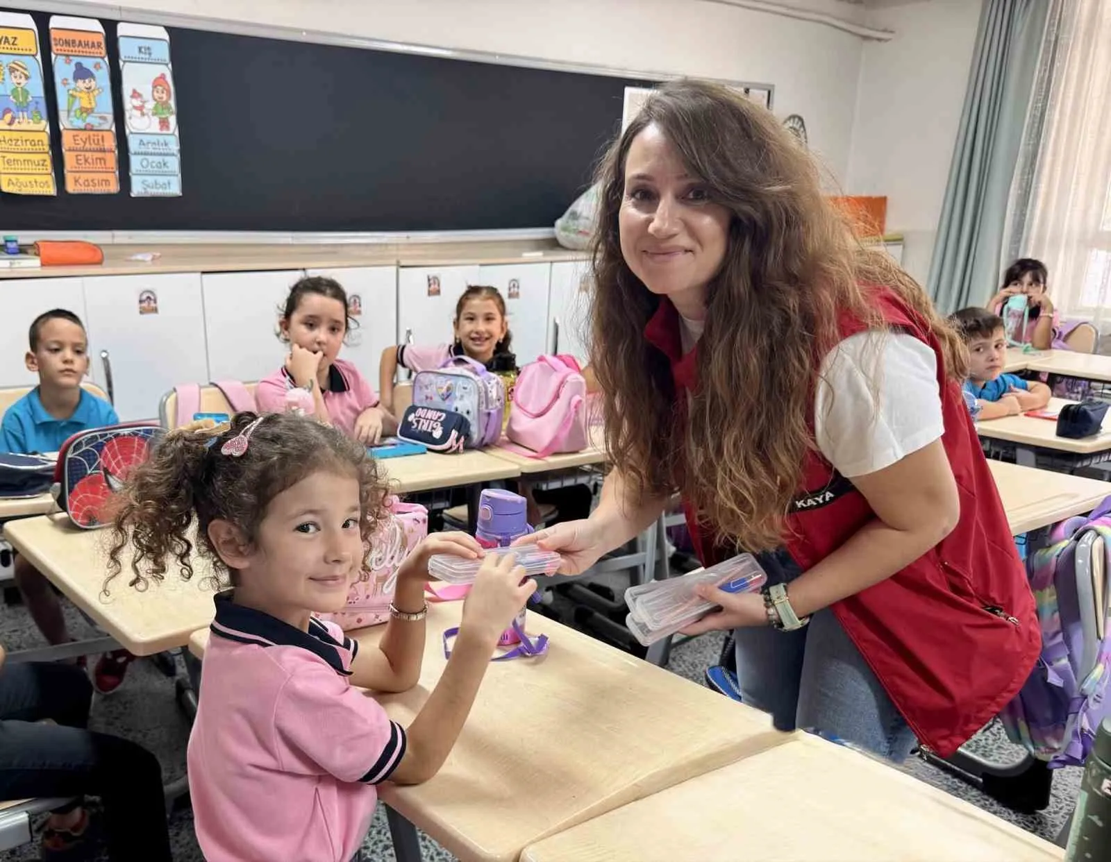 Çine’de ders zili çaldı: Gençlik Merkezi’nden eğitime anlamlı destek