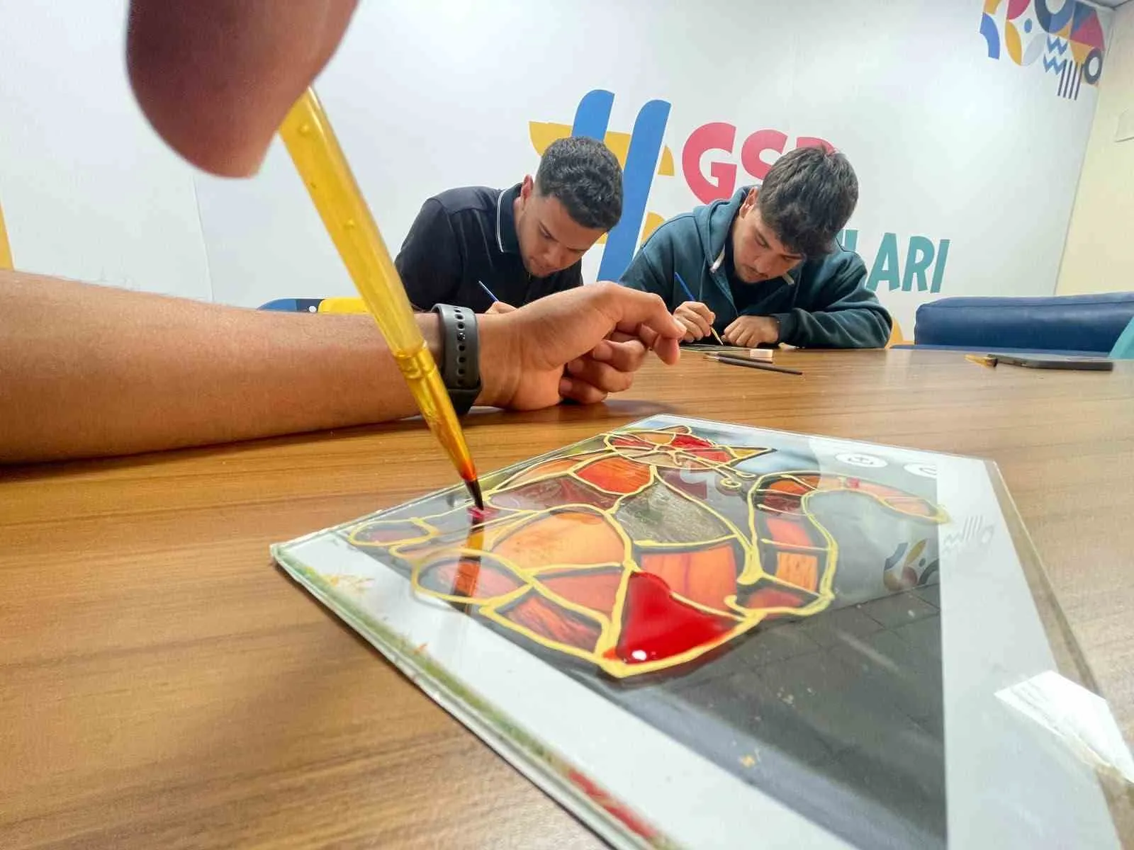 Muğla’da yurtlar yetenek merkezine dönüştü: Gençler hem üretiyor hem sosyalleşiyor